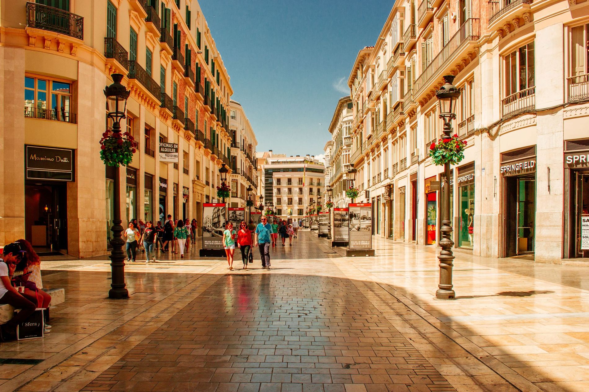 malaga soggiorno studio 1.jpeg
